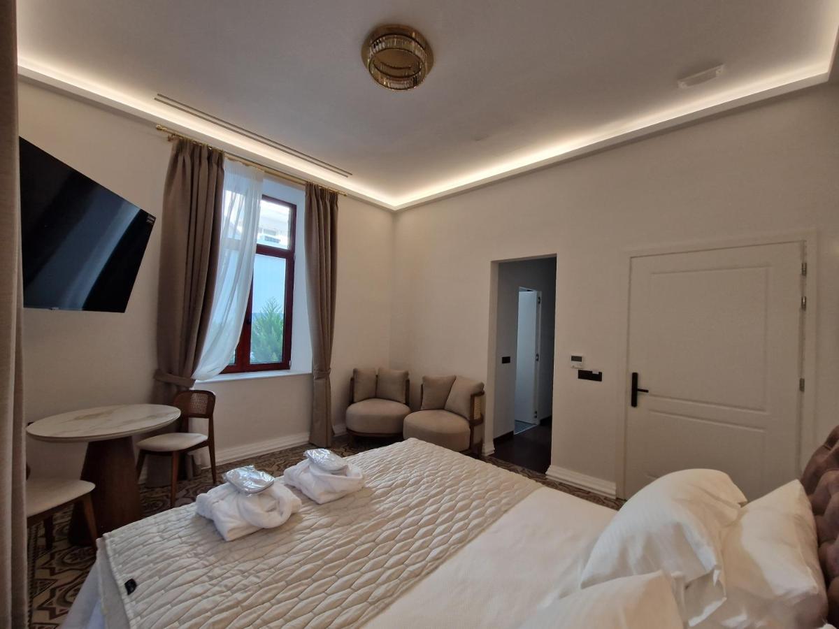 Jensen Luxury Suites Rhodes City 외부 사진