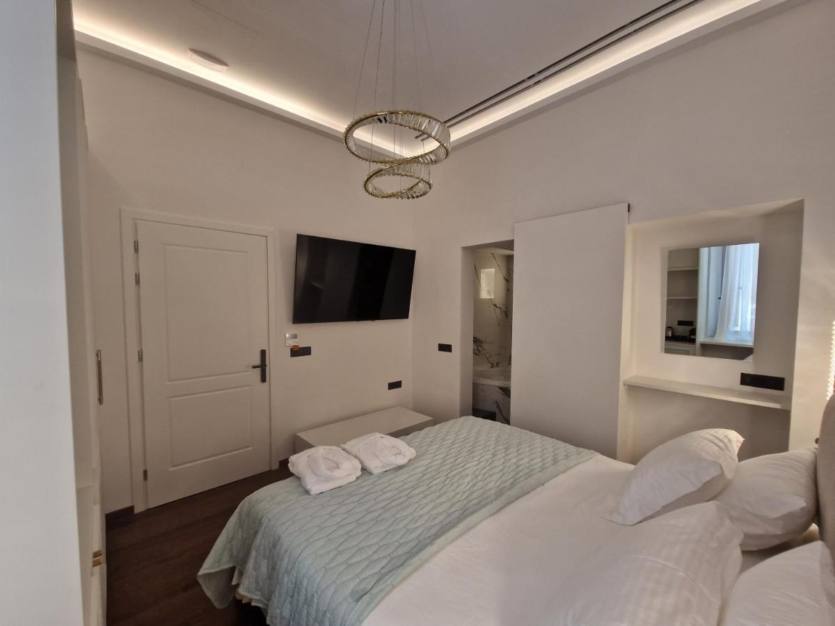 Jensen Luxury Suites Rhodes City 외부 사진