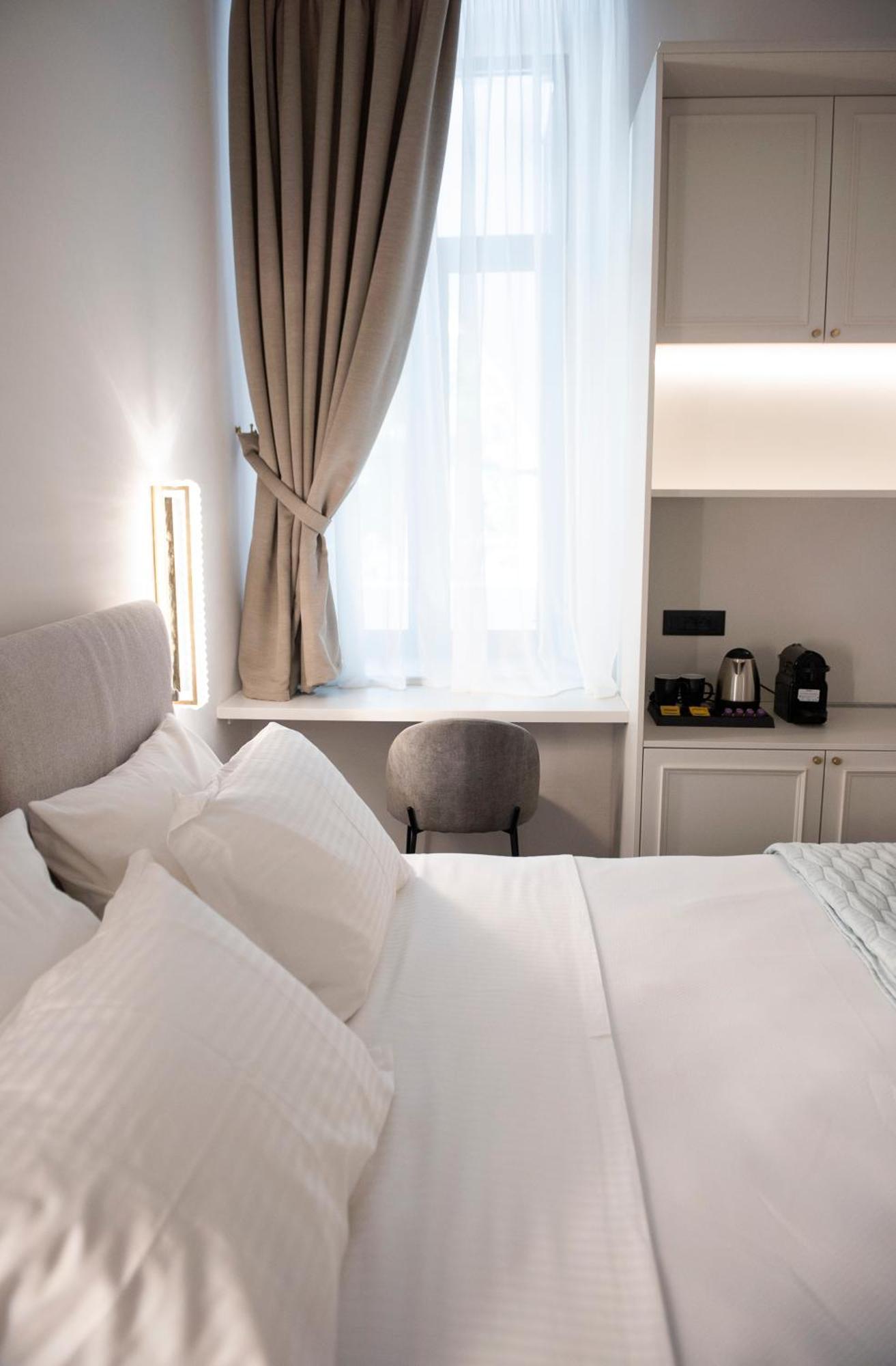 Jensen Luxury Suites Rhodes City 외부 사진