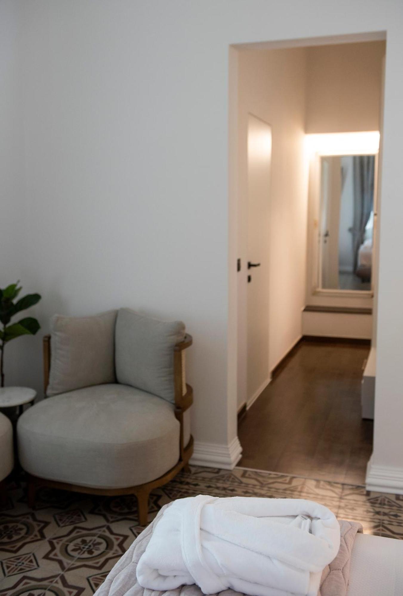 Jensen Luxury Suites Rhodes City 외부 사진